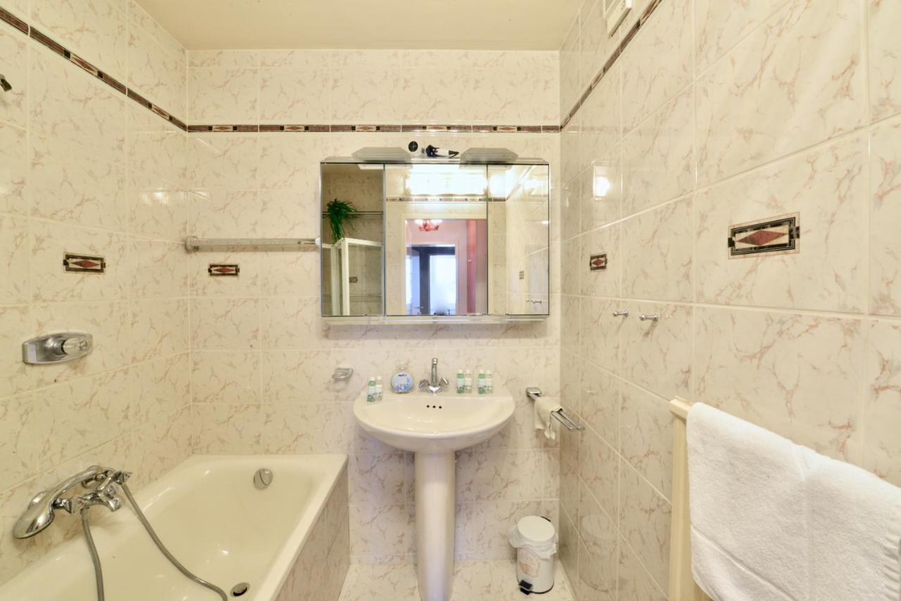 3-Bedroom-Flat With Parking Space ウィーン エクステリア 写真