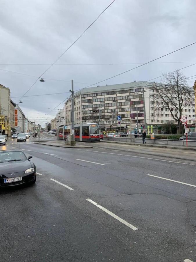3-Bedroom-Flat With Parking Space ウィーン エクステリア 写真
